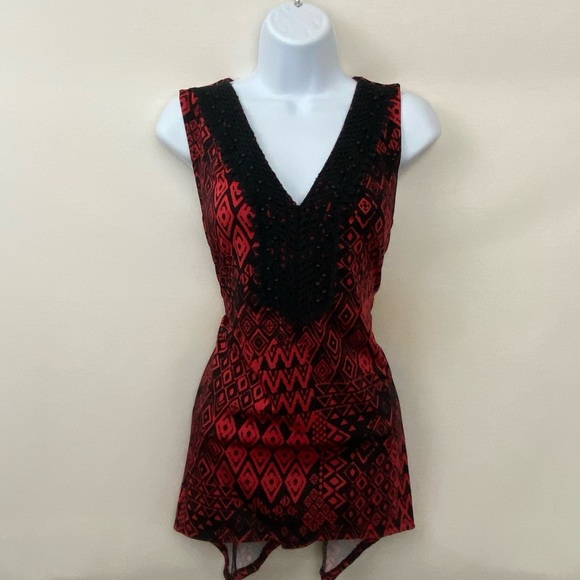 new directions Tops - New Directions Red & Black Beaded Sleeveless Blouse Size L W-81